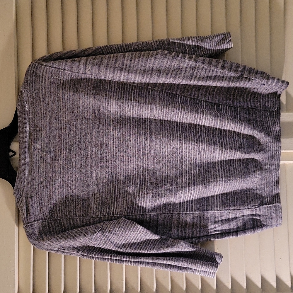 Womens Sweater - Picture 7 of 8